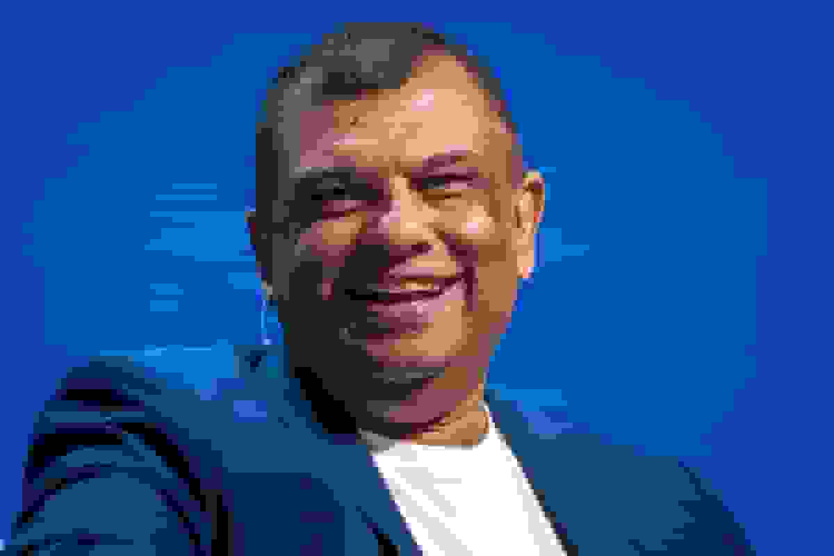 بنیانگذار ایرآسیا و استاندارد چارترد در حال بررسی استیبل‌کوین ریگیت مالزی