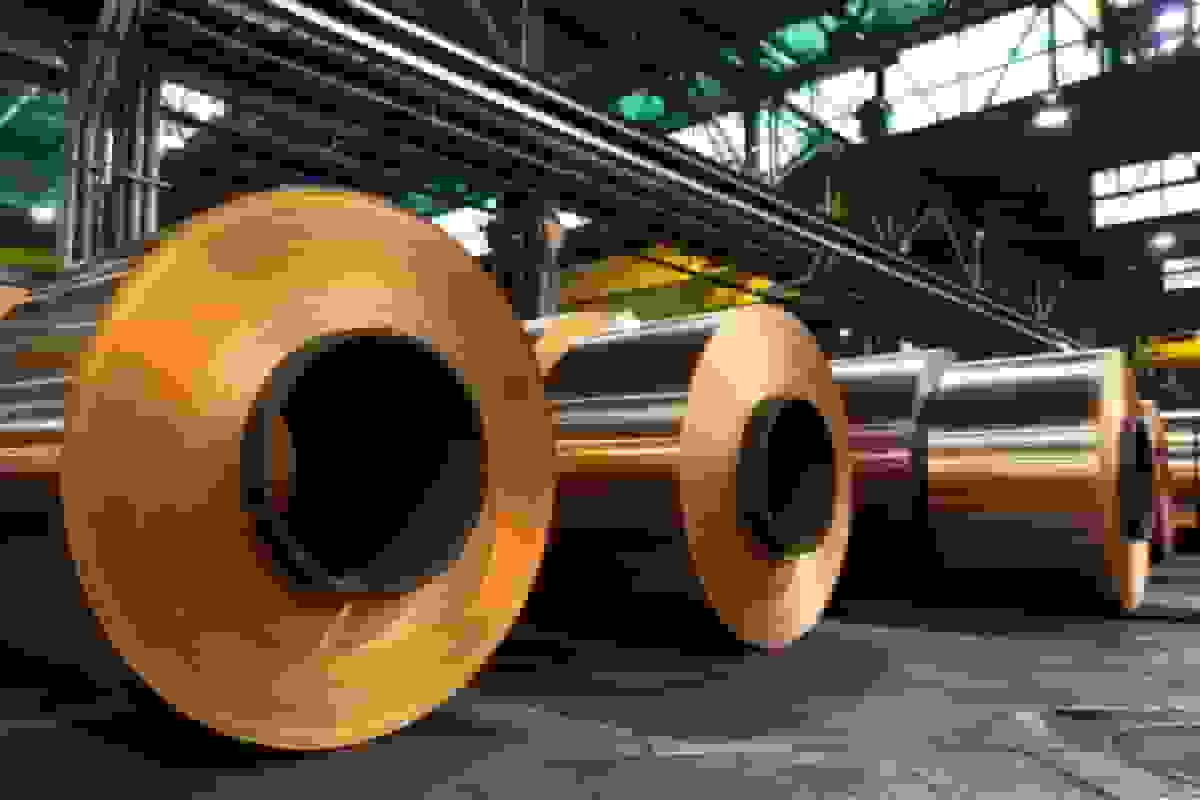 مس فلزی برای اولین بار به ۱۲ هزار دلار رسید در حالی که جنگ تعرفه‌ای بازار را دگرگون می‌کند