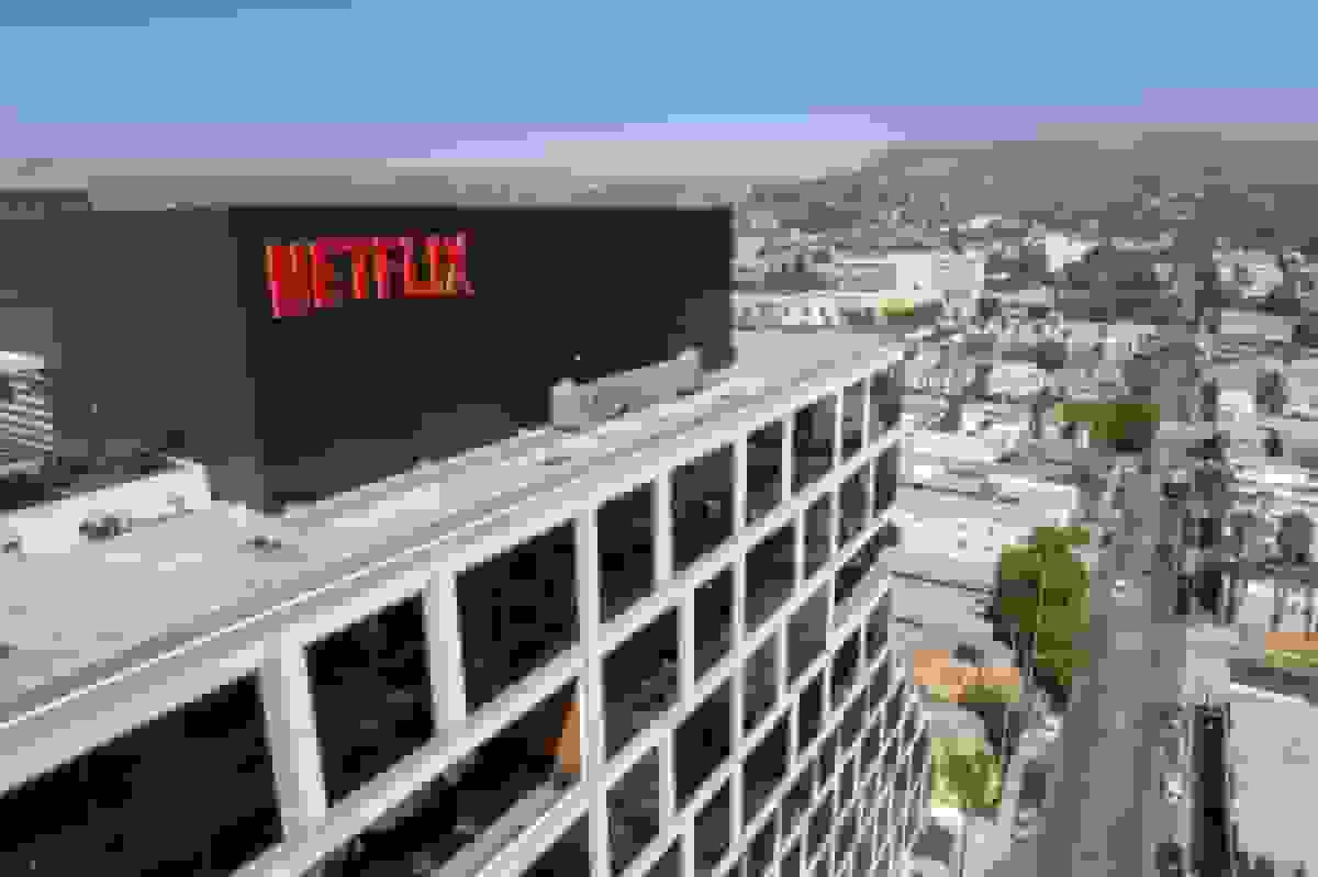 نتفلیکس اعلام کرد: تقسیم سهام 10 به 1 برای سود کارکنان