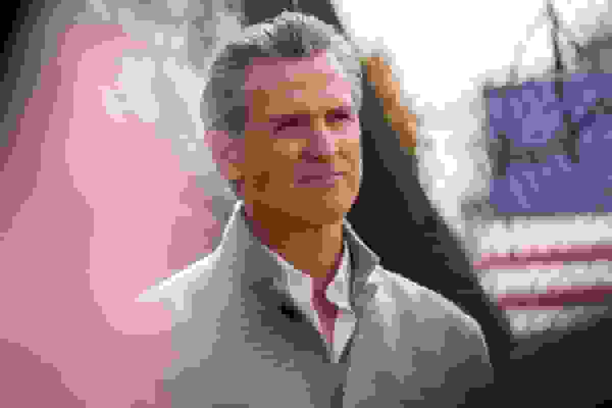 نیوسام طرح حفاری نفت ترامپ در ساحل غربی آمریکا را «مرده در بدو ورود» خواند