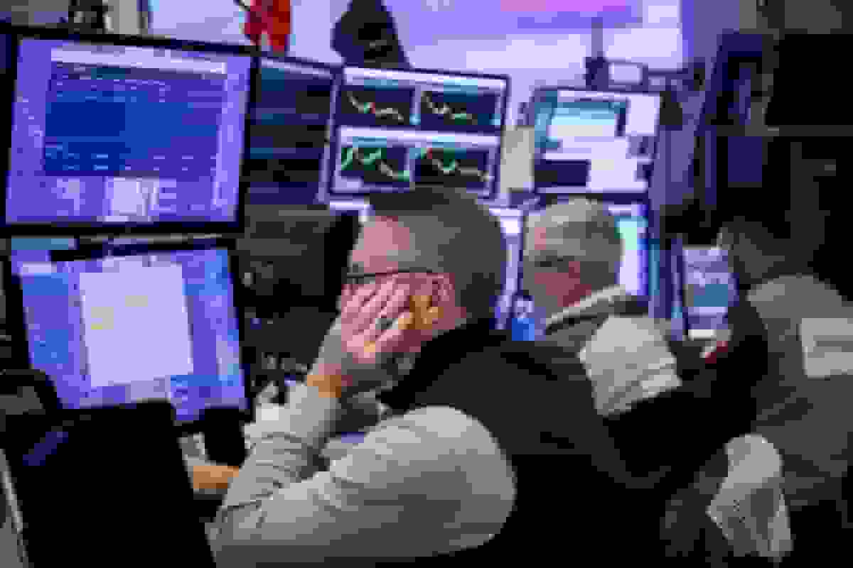 سقوط بازارهای پرریسک وال استریت در پی سقوط ارزهای دیجیتال