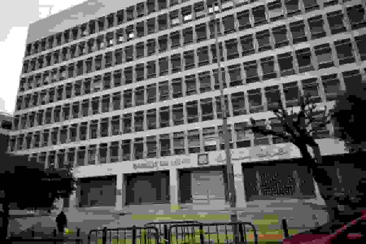 لبنان قانونی برای آزادسازی سپرده‌های بلوکه‌شده بانکی پیش می‌برد