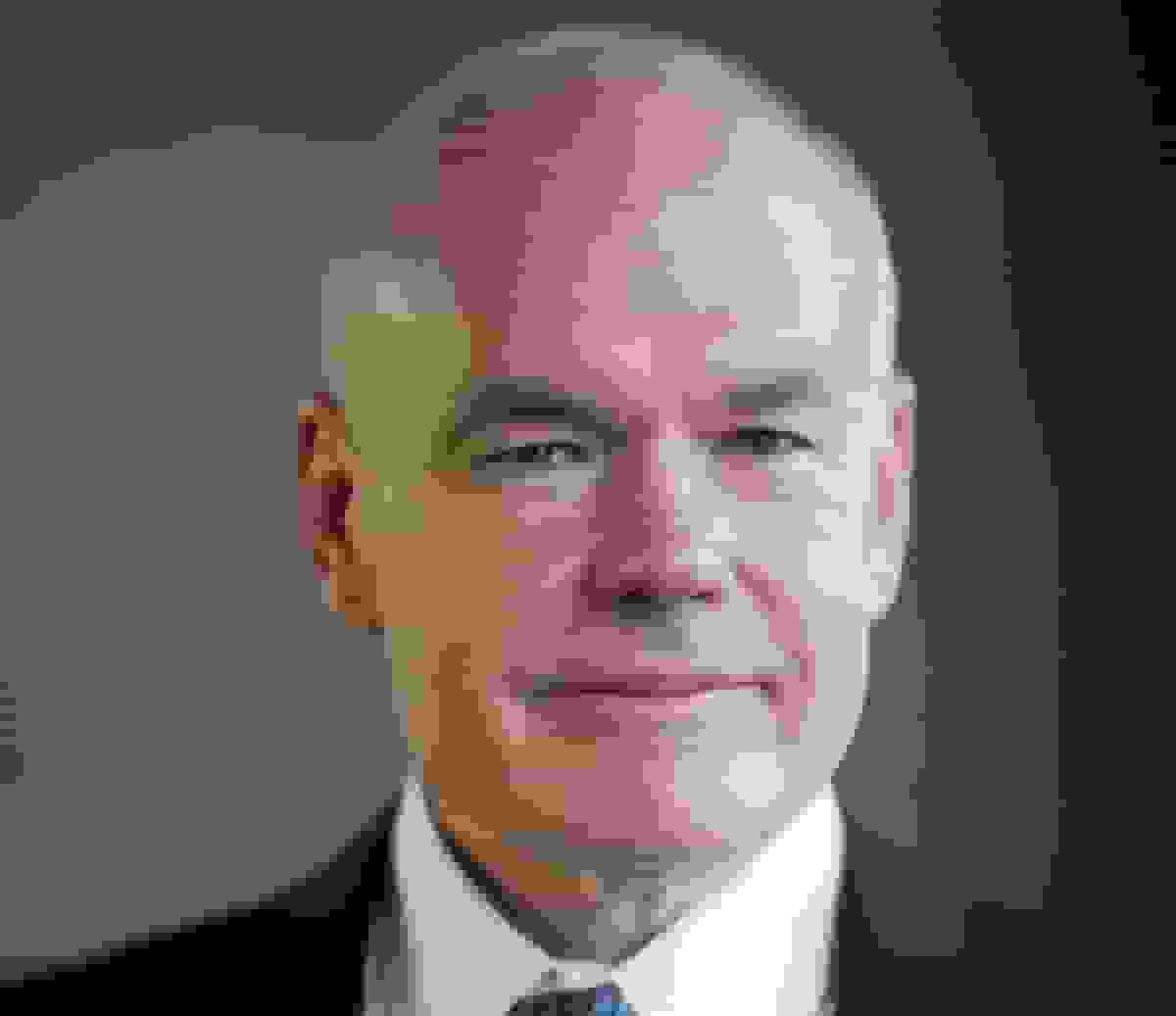 کارلسون، پیشگام صندوق های پوشش ریسک، برای احیای کسب و کار به همتایان قدیمی می پیوندد