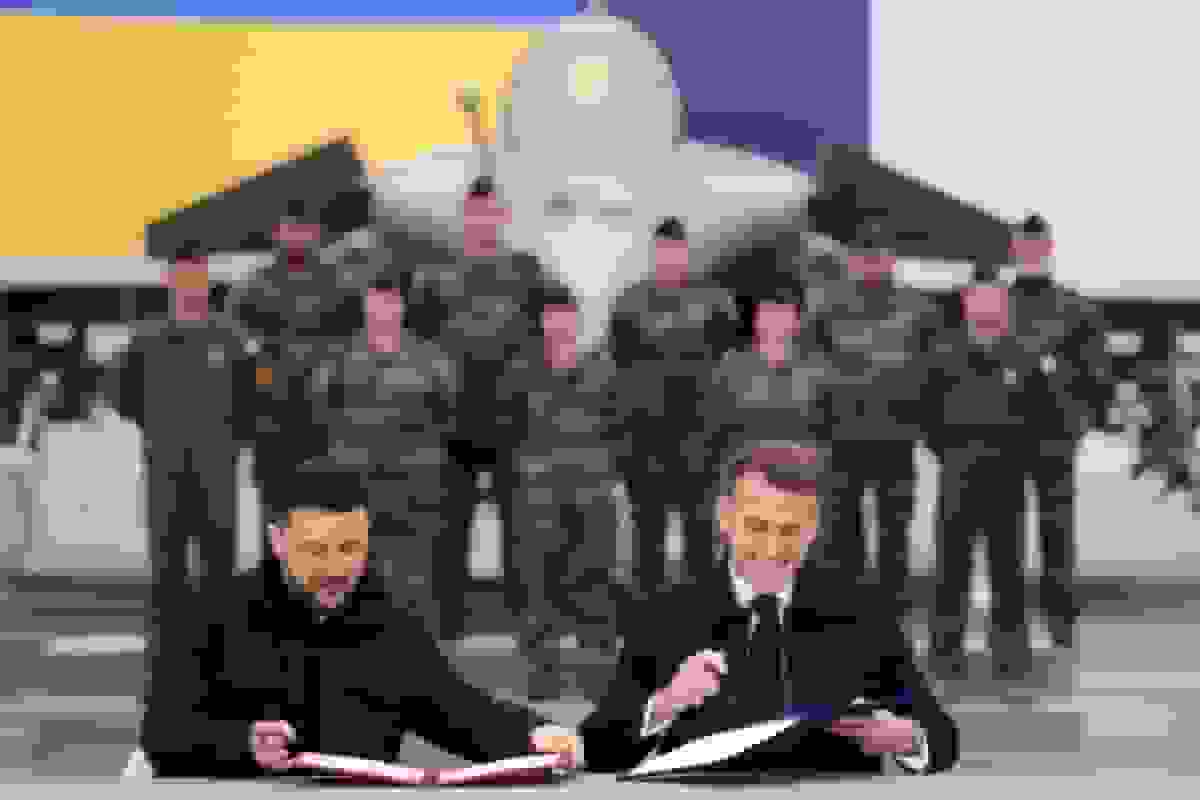 اوکراین متعهد به خرید تا ۱۰۰ فروند جنگنده رافال شد