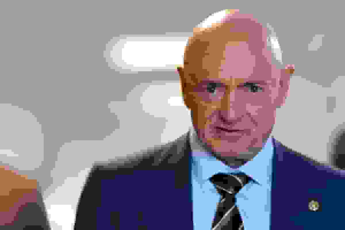 مارک کلی از جودوی سیاسی علیه هگسث استفاده می‌کند