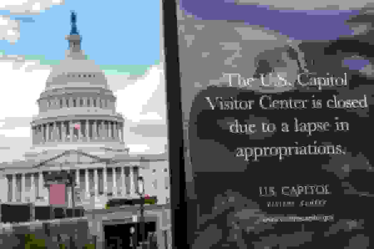 اعتصاب دولت آمریکا: اخراج‌های ترامپ و تشدید اختلافات دموکرات‌ها