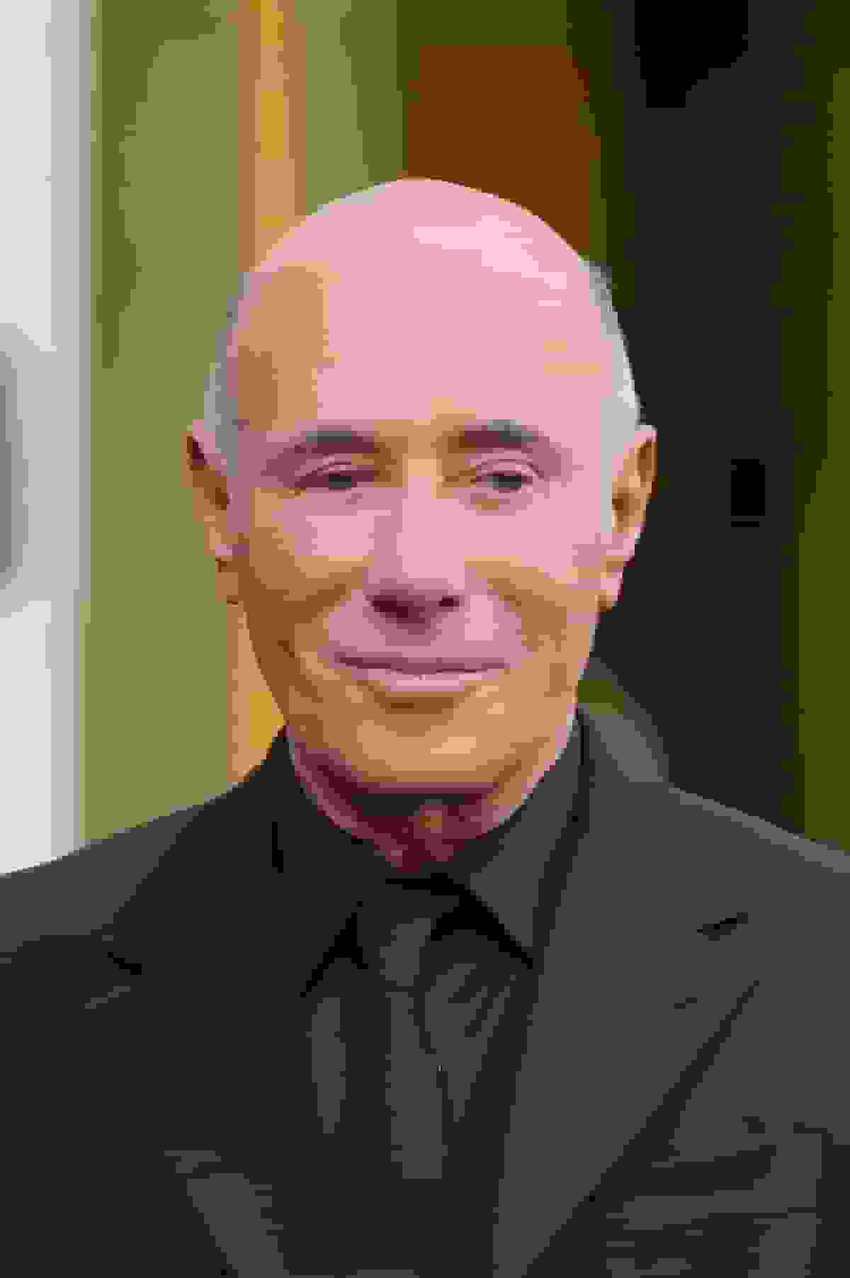 دیوید گفن در آستانه سود ۵۰۰ میلیون دلاری از فروش وارنر برادرز