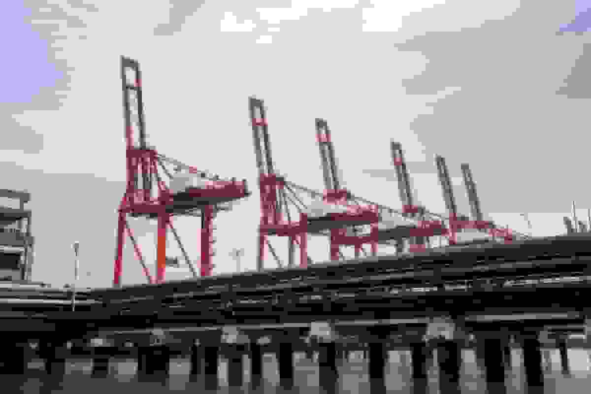 کاهش کسری تجاری هند در نوامبر با وجود فشار تعرفه‌های آمریکا