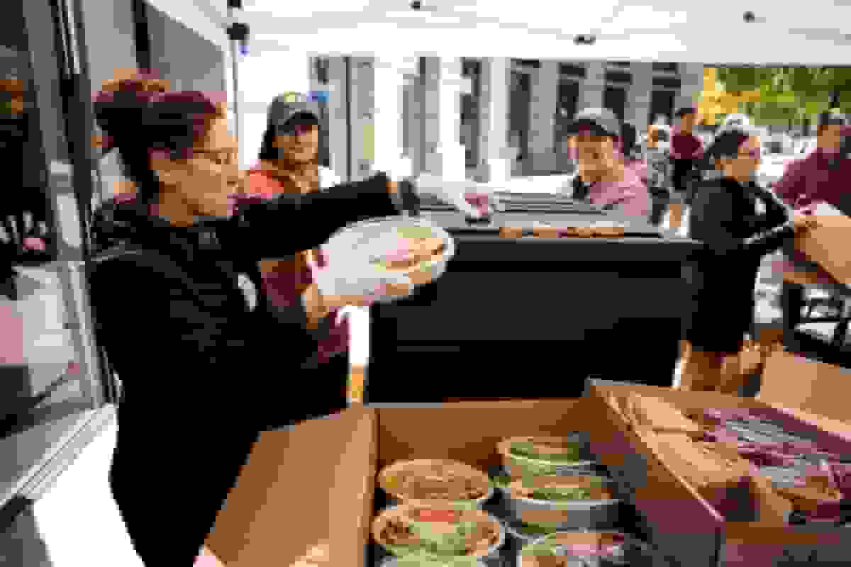 دادگاه‌ها اقدام ترامپ برای قطع کمک‌های غذایی را مسدود کردند