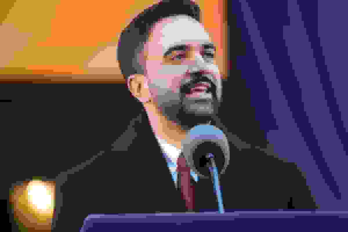 شروع دوره ممدانی با لغو دستورات ۱۵ ماهه ادامز