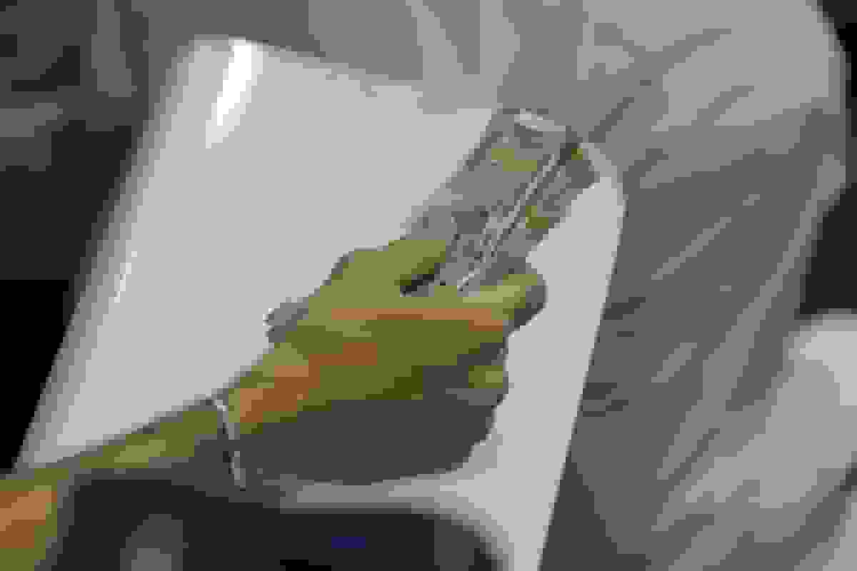 روپیه هند به پایین‌ترین سطح تاریخی رسید به دلیل خرید دلار توسط واردکنندگان و نگرانی‌های تجاری