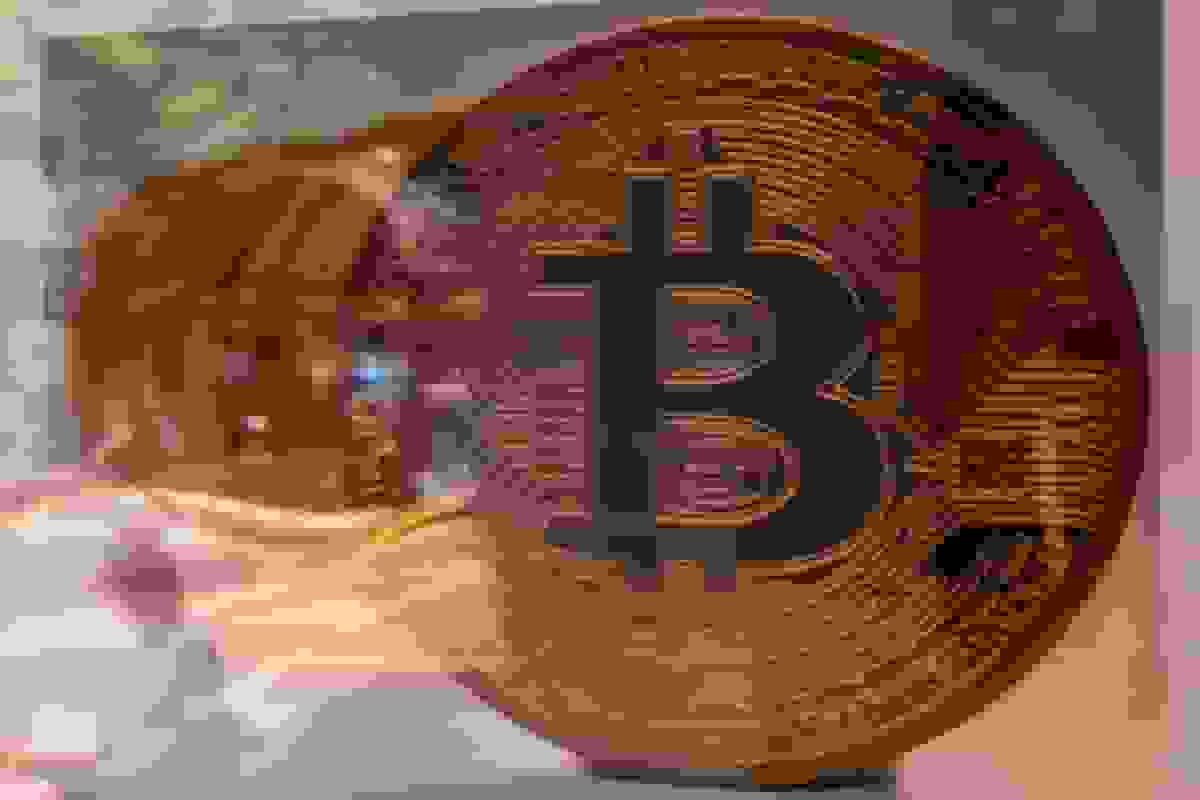 بیت‌کوین زیر مرز ۱۰۰ هزار دلار سقوط کرد؛ بازار خرسی بر ارزهای دیجیتال حاکم شد