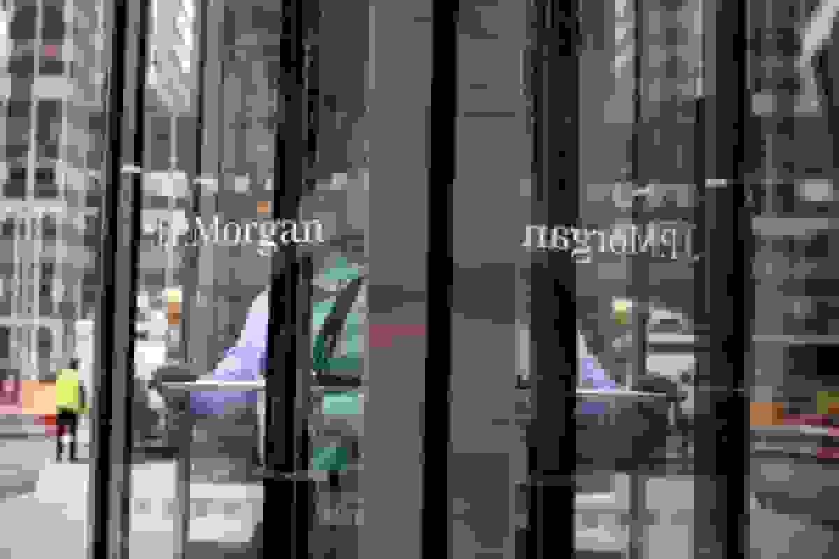 جمی گرانت، رئیس جهانی بانکداری سرمایه‌گذاری جی‌پی مورگان، پس از چهار دهه بازنشسته می‌شود