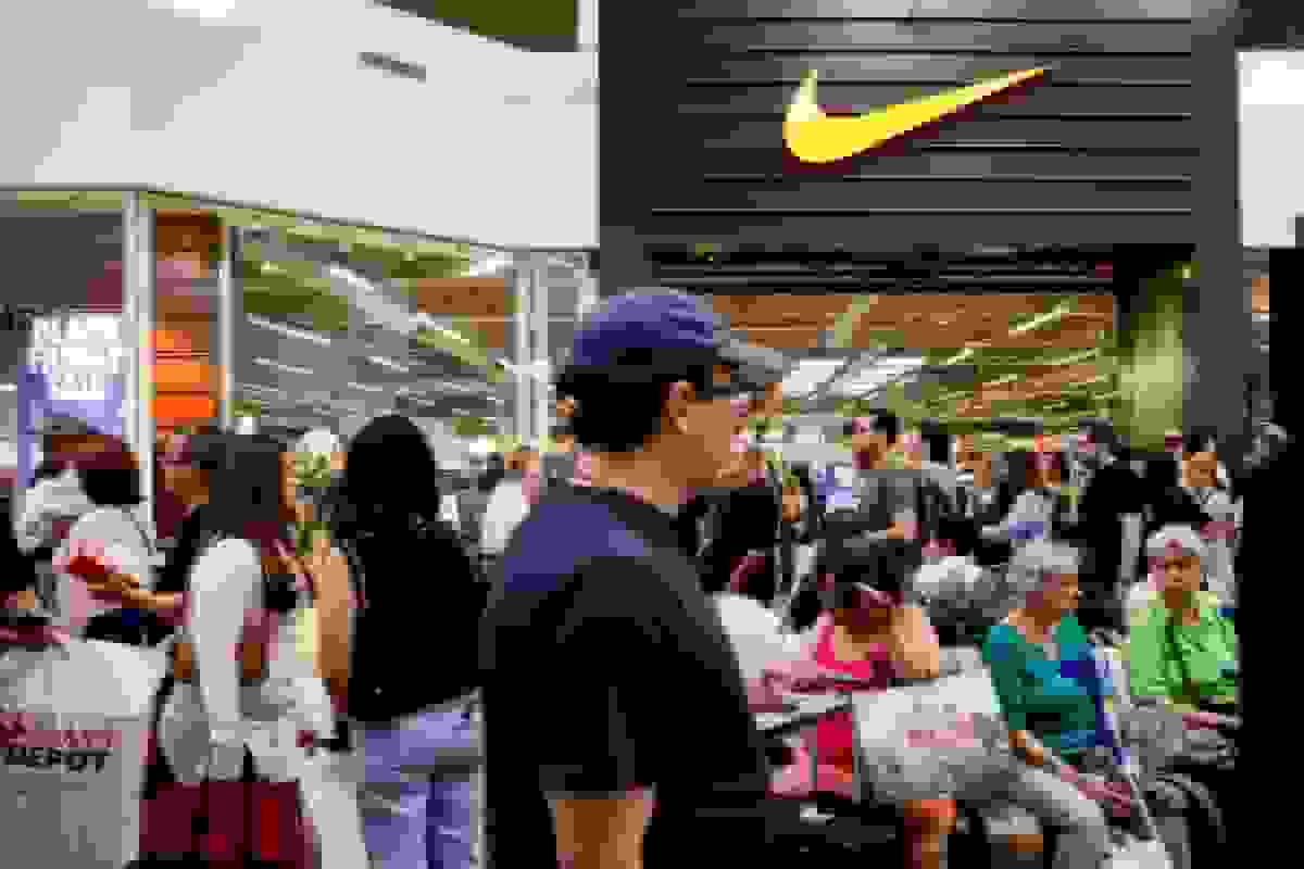 نایکی وال استریت را با افزایش غیرمنتظره درآمد سه‌ماهه غافلگیر کرد