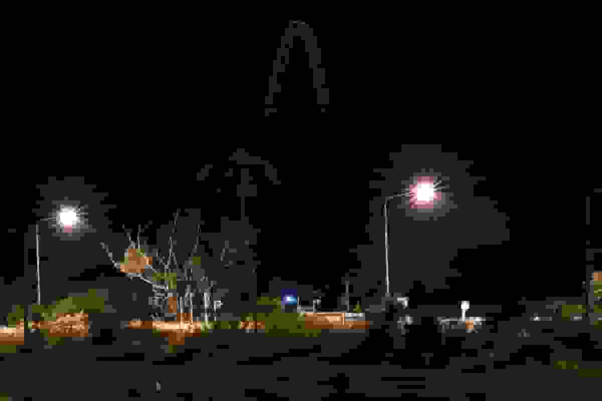 نخست‌وزیر تایلند خبر از تداوم درگیری‌ها و کشته شدن نخستین غیرنظامی می‌دهد