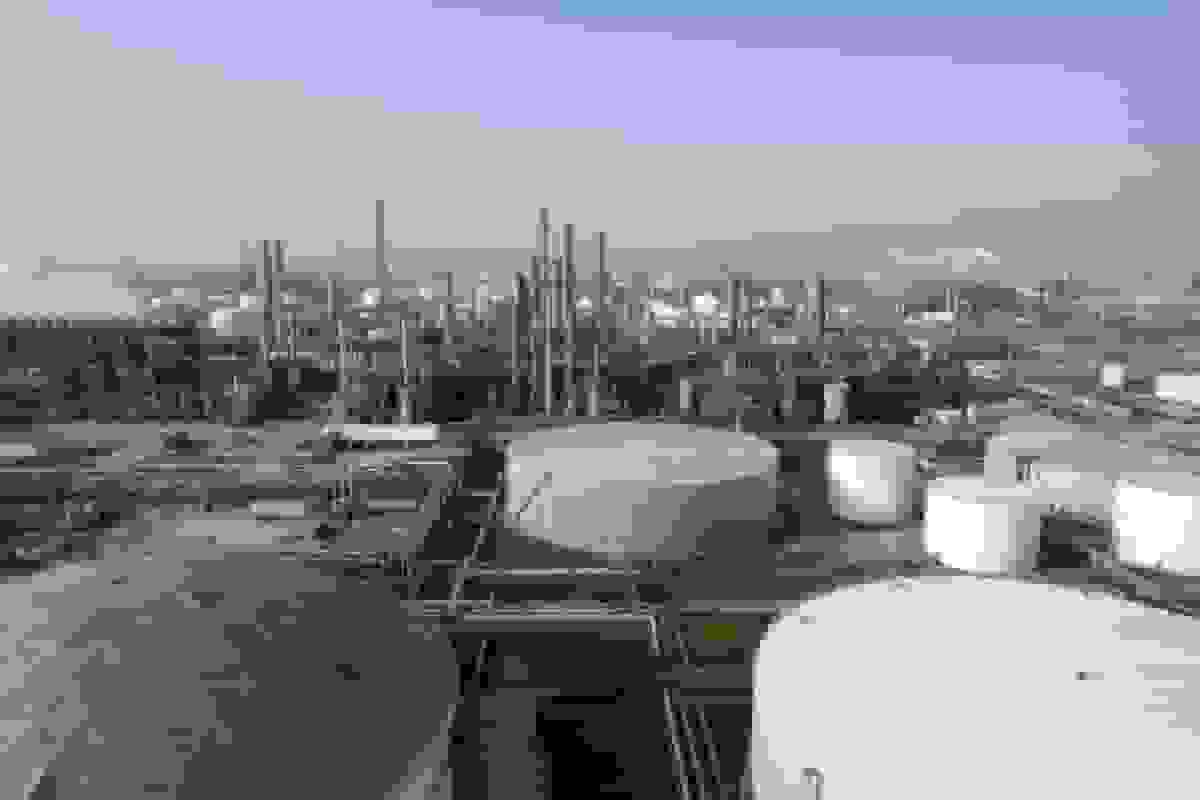 BB Energy نیمی از معامله‌گران هوستون خود را در بازار سخت نفت از دست داد