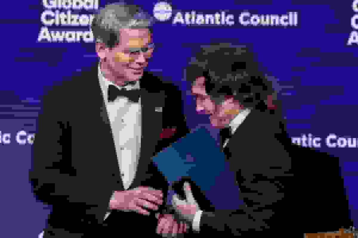 بسنت به سرمایه‌گذاران می‌گوید نوبت نجات آرژانتین با شماست