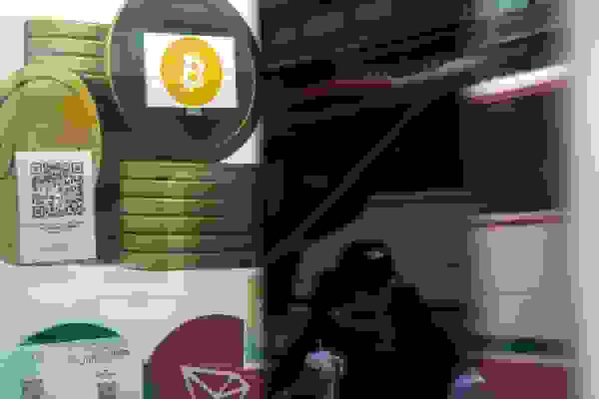 بیت‌کوین زیر ۹۰,۰۰۰ دلار سقوط کرد با وجود صعود سهام پس از کاهش نرخ بهره فدرال رزرو