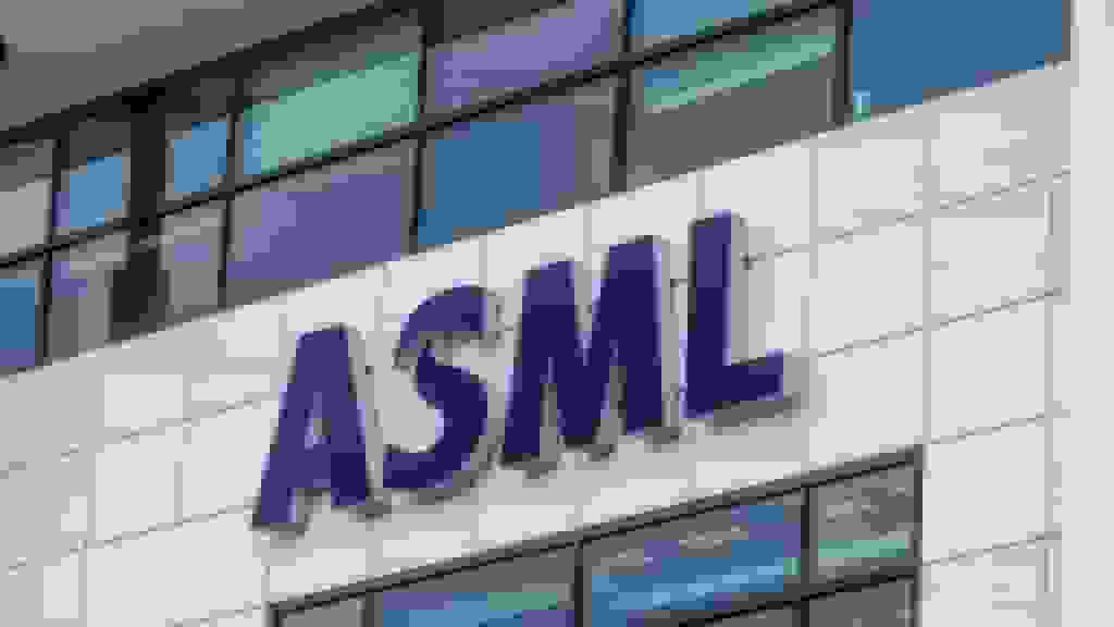 پیشی گرفتن سفارشات ASML از انتظارات در پی رونق سرمایه‌گذاری هوش مصنوعی