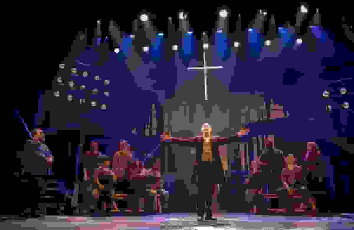 بازگشت 'پسر خفاشی' پس از ۲۰ سال: آیا کلید آینده برادوی در دست اوست؟