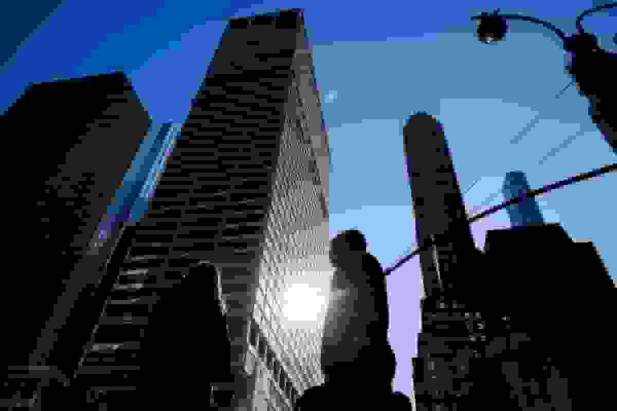 پلتفرم‌های غول‌آسای املاک بلک‌استون برای فروش بیش از حد بزرگ به نظر می‌رسند