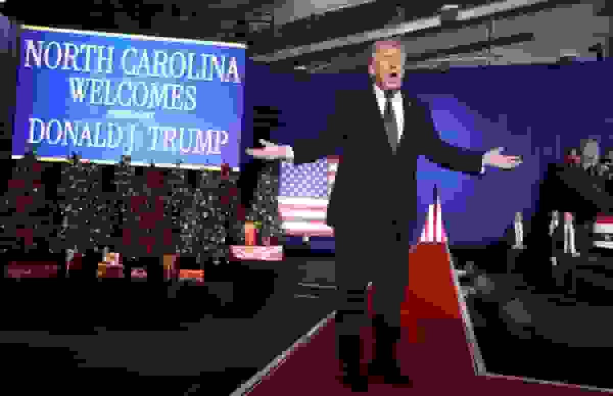 ترامپ در گردهمایی کارولینای شمالی از سوابق اقتصادی خود دفاع کرد و از پرونده اپستین اجتناب نمود