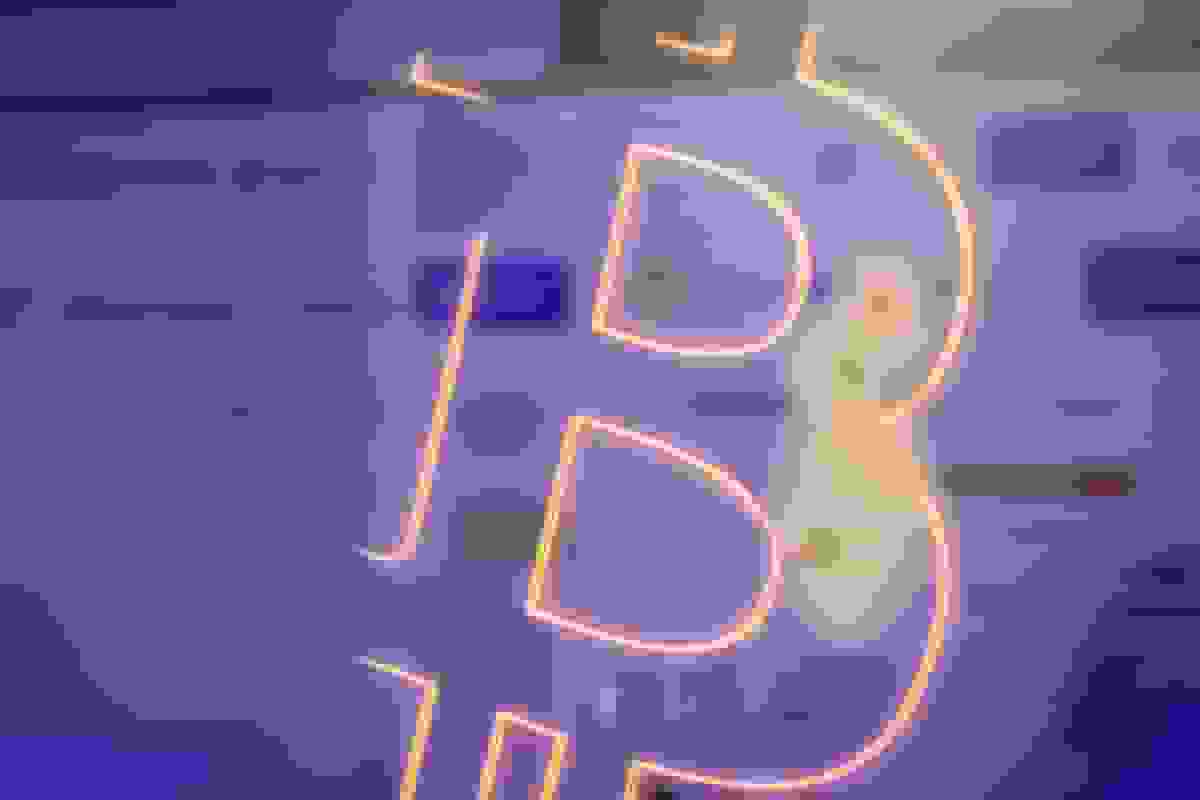 معامله‌گران آپشن بیت‌کوین به ۱۴۰,۰۰۰ دلار چشم دوخته‌اند پس از رشد رکوردشکن