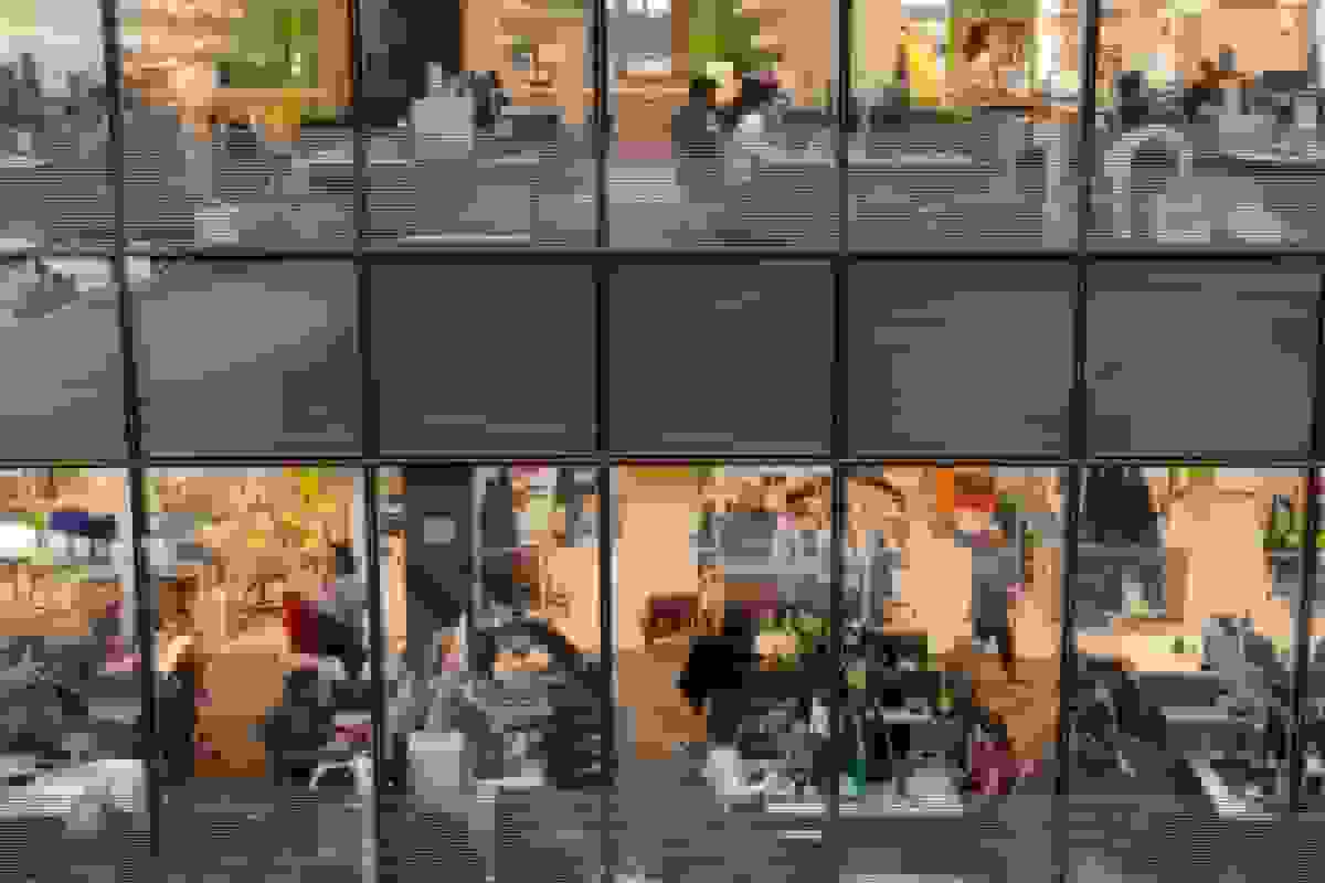 اوپن‌ای‌ای قرارداد‌های آموزشی با دانشگاه‌ها منعقد کرده و پیشروی در بازار آموزش را آغاز نموده