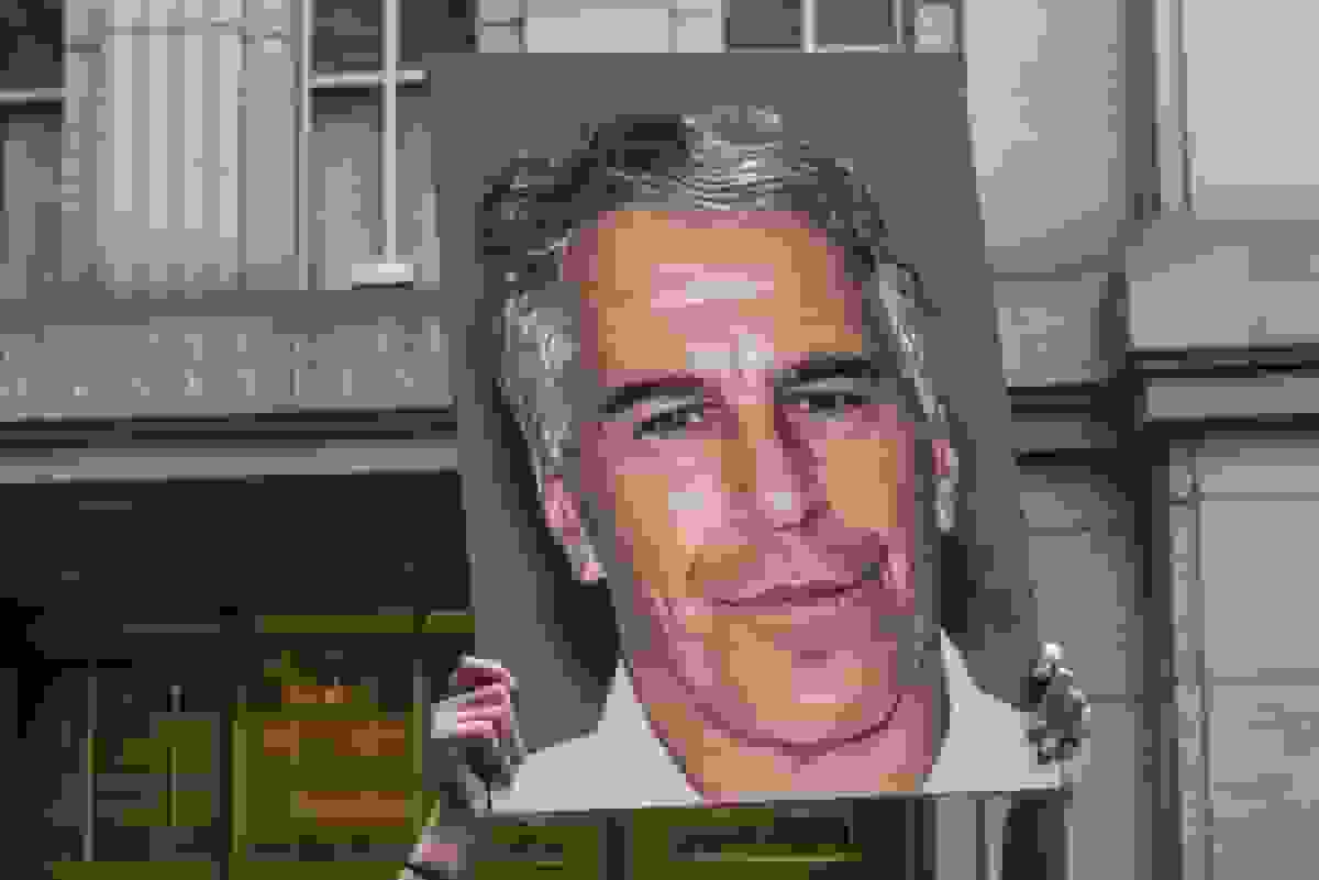 وزارت دادگستری آمریکا بخش جدیدی از پروندههای اپشتاین را منتشر کرد