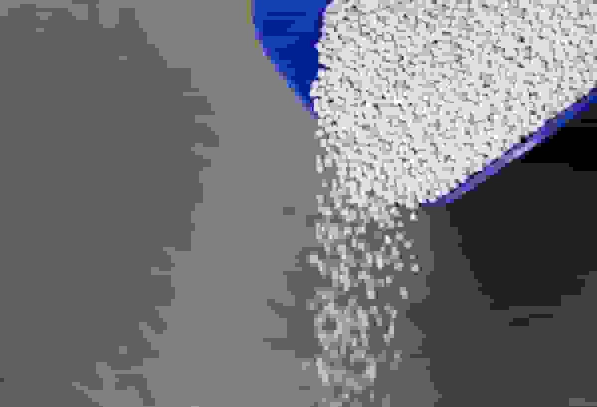 بانک‌ها ۳.۱ میلیارد دلار بدهی برای خرید هیلنبرند توسط لون استار آماده می‌کنند