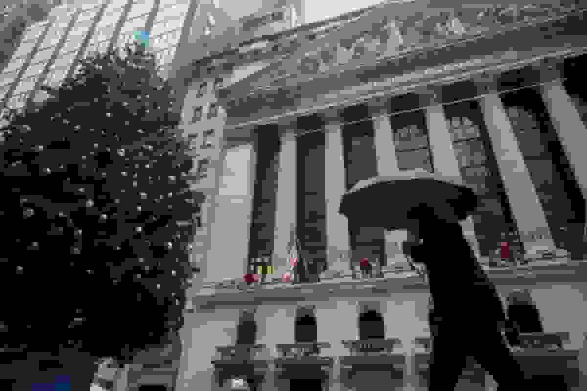 ارزش سهام شرکت کریپتوی مرتبط با خانواده ترامپ سقوط شدیدی را تجربه کرد