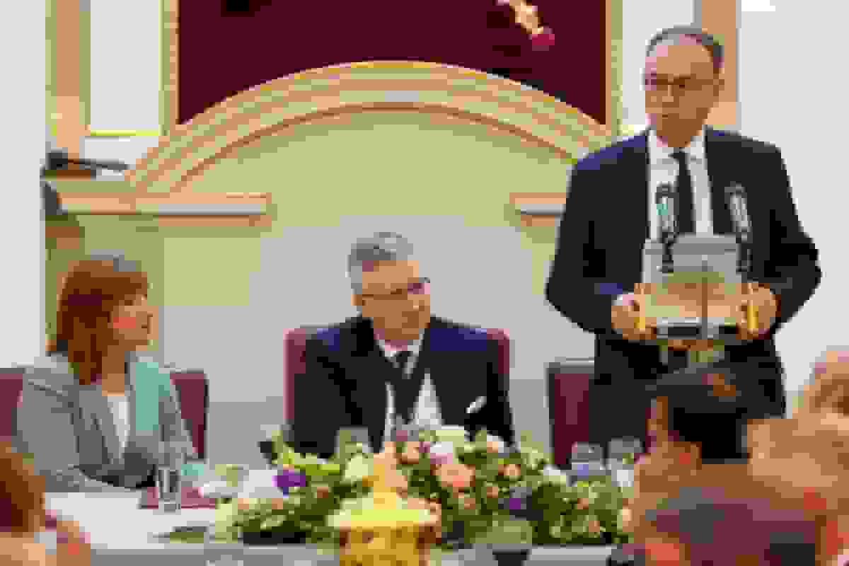 درس‌های تاریخی بیلی نشان می‌دهند ریوز قادر به تحریک رشد اقتصادی نیست