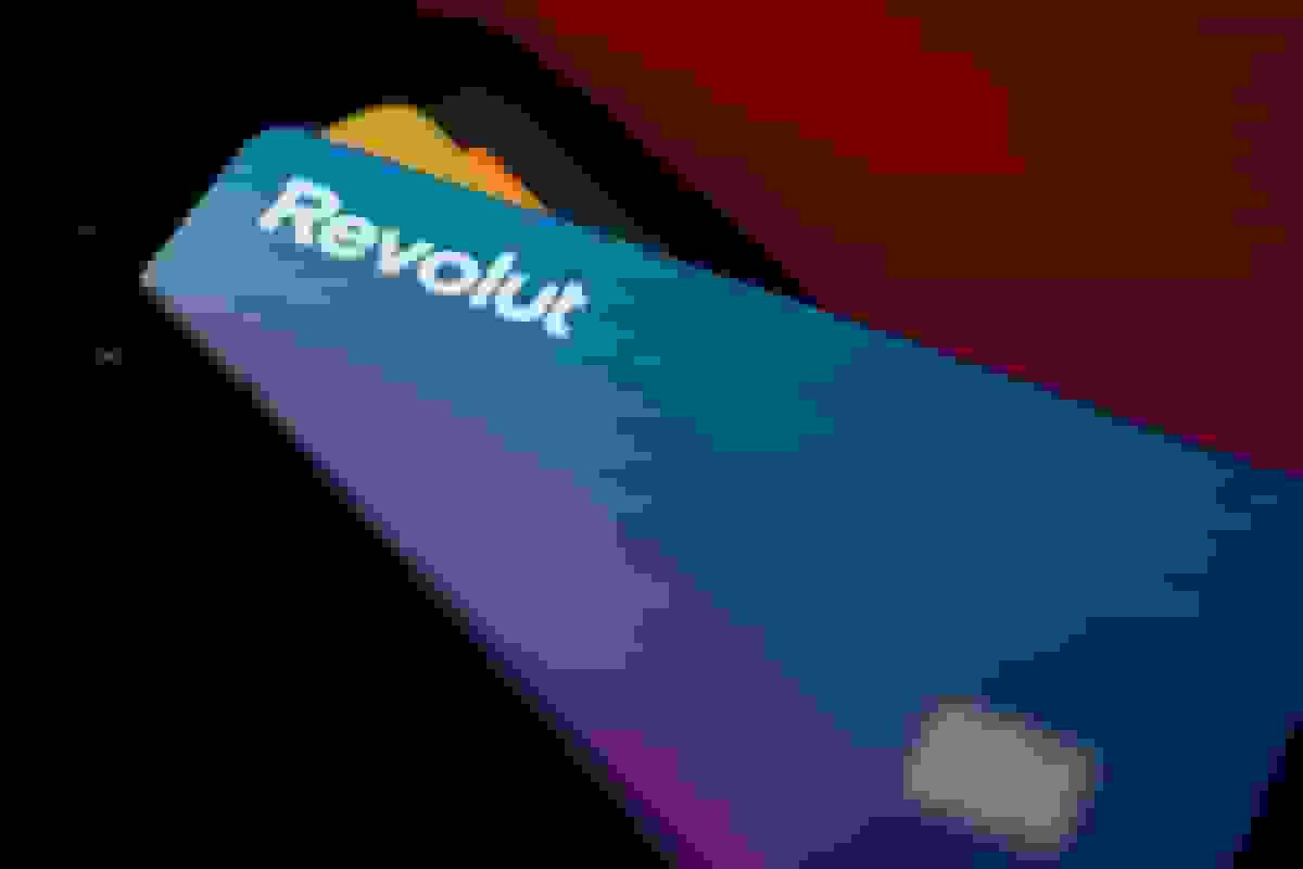 ریوولوت با فروش سهام به ارزش‌گذاری ۷۵ میلیارد دلاری دست یافت