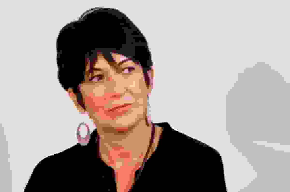 قاضی اجازه انتشار اسناد هیئت منصفه غزالین مکسول را به وزارت دادگستری میدهد