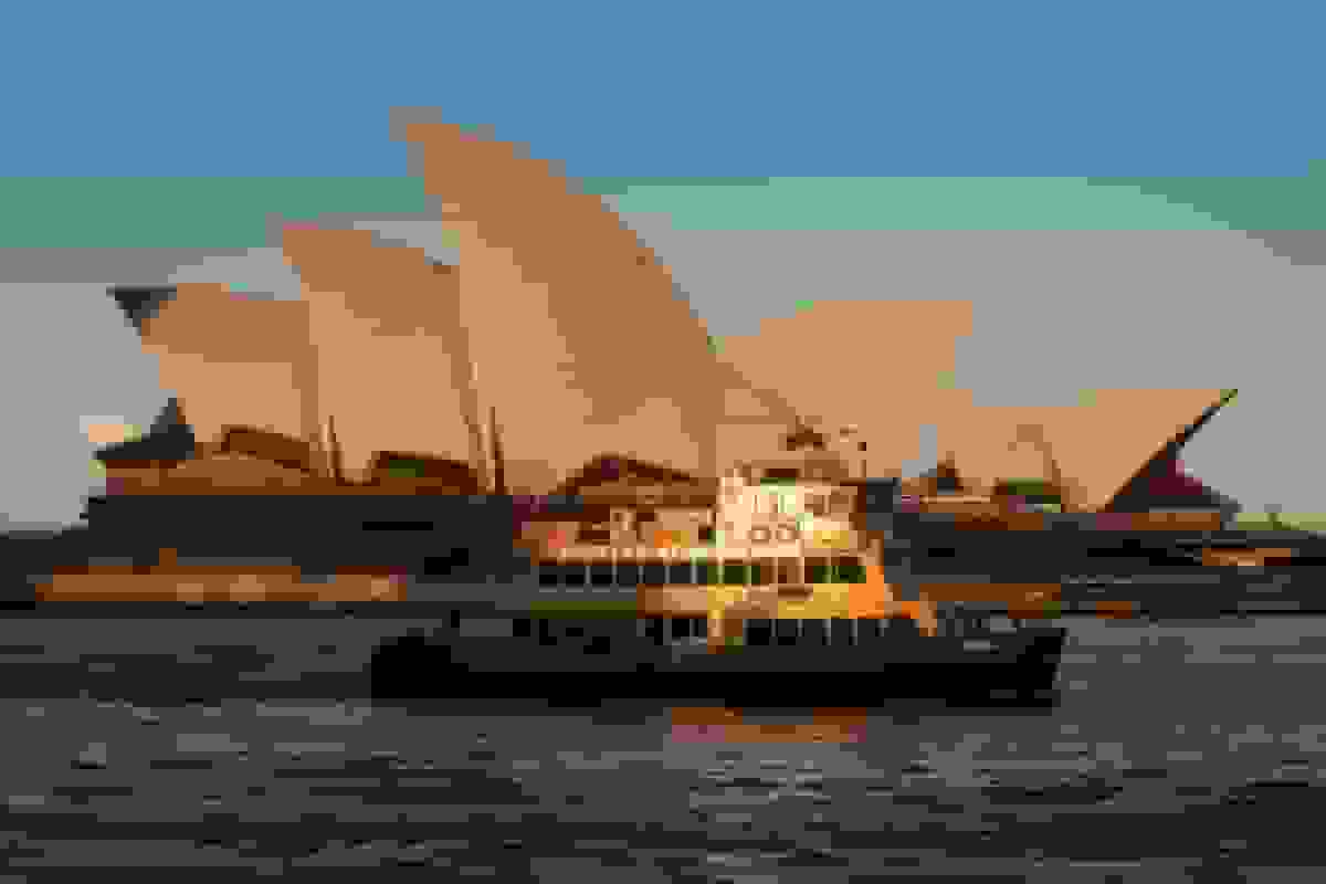 خرید سهم چکمه‌های ردبک توسط آرس در استرالیا