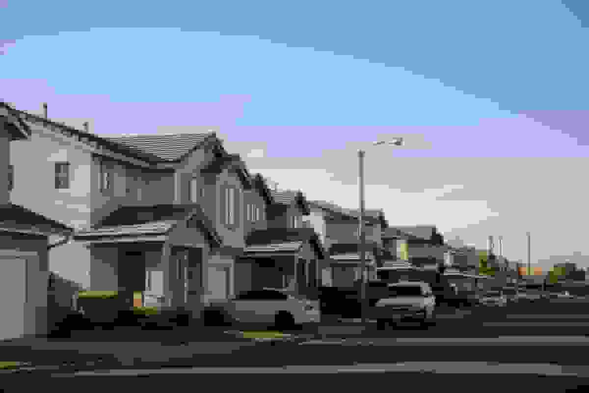 کوچ رییل استیت سهم خود در شرکت مدیریت املاک اجاره‌ای آمهرست را افزایش می‌دهد