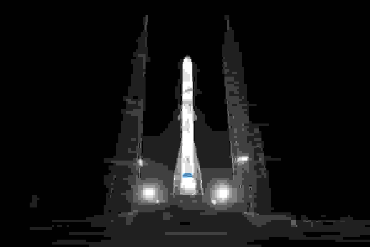 آزمون حیاتی موشک بزرگ جف بزوس در رقابت با اسپیس‌ایکس