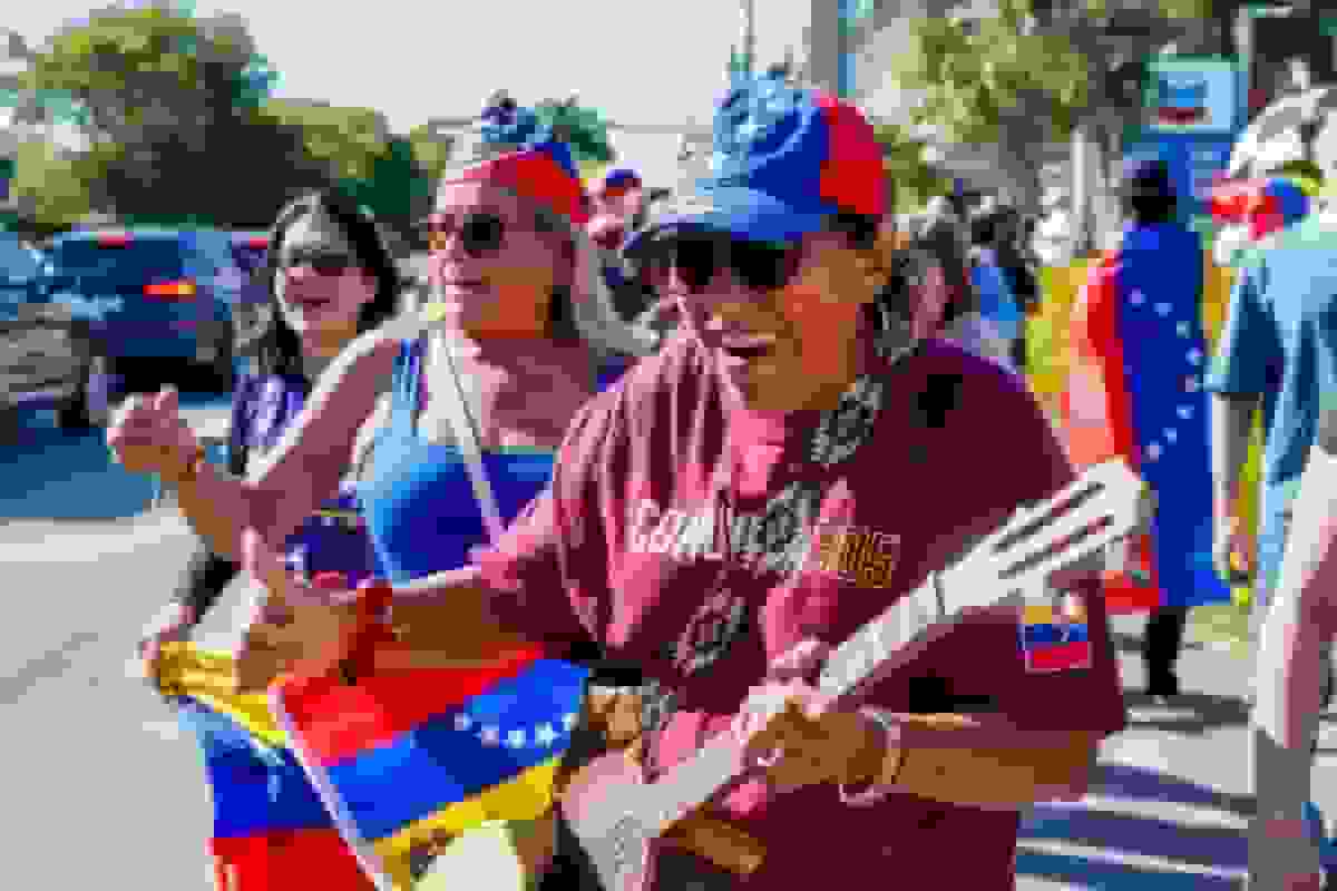 ونزوئیایی‌های آمریکا از خروج مادورو شادمانند با وجود تردیدها