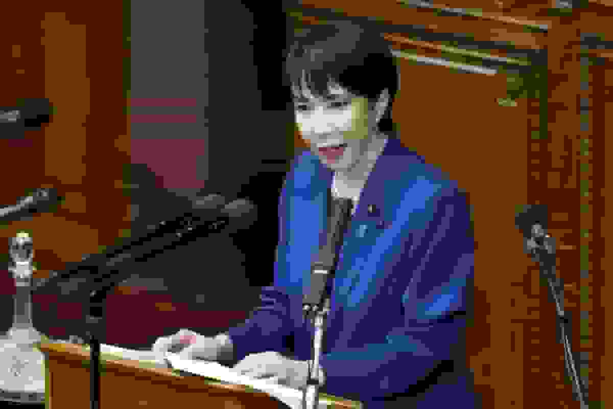 نخست وزیر ژاپن تدابیر مالی گسترده را معرفی می‌کند