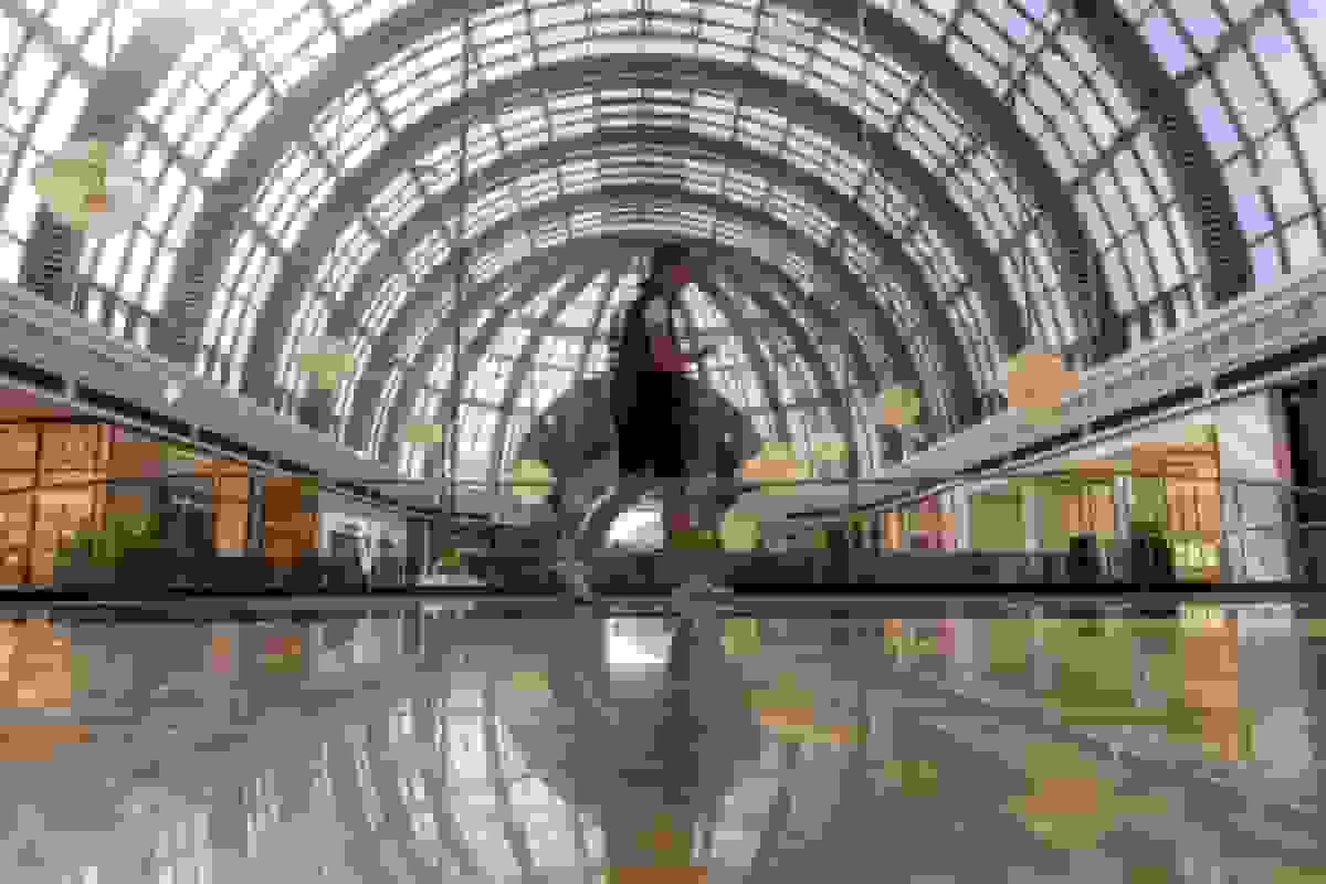 گروه ۱۹ میلیارد دلاری دبی در نظر دارد گزینه‌هایی از جمله فروش سهام را بررسی کند