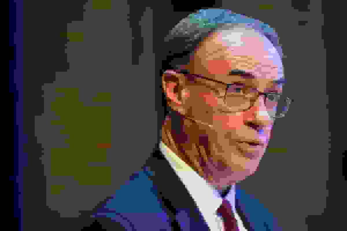 دستمزدهای بریتانیا به سختی با تورم همگام میشوند