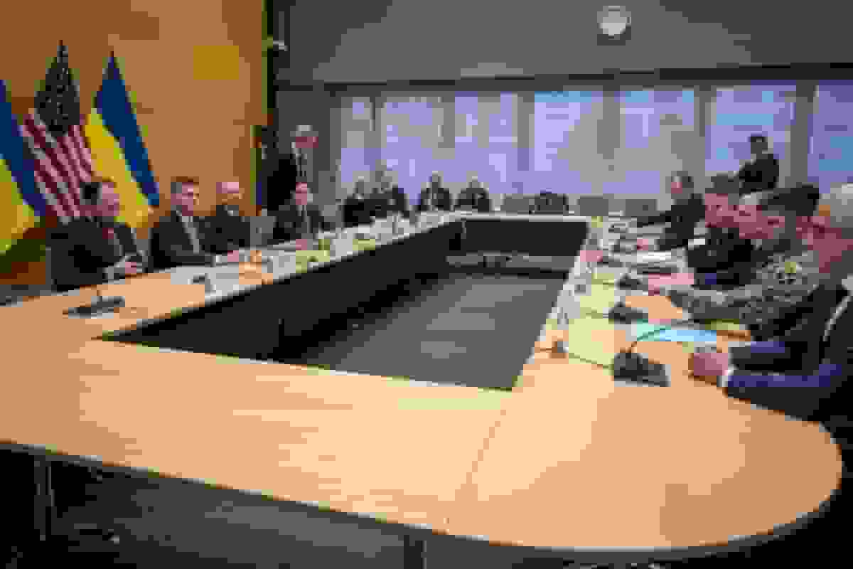 آمریکا اوکراین را برای پذیرش طرح صلح تحت فشار قرار می‌دهد