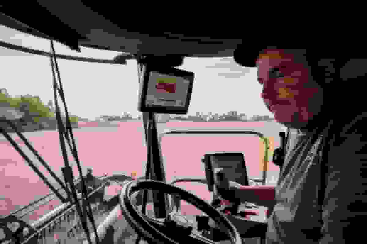 اختلاف چین و ترامپ بر سر سویا کشاورزان آمریکایی را با محصول فراوان و خریداران کم مواجه کرده است