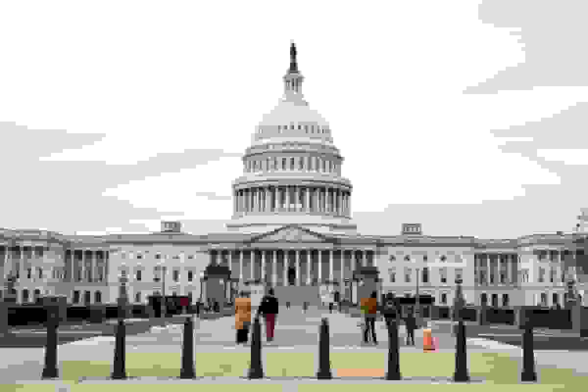 کنگره آمریکا در آستانه پایان سال برای اقدامات بزرگ وقت کم آورده