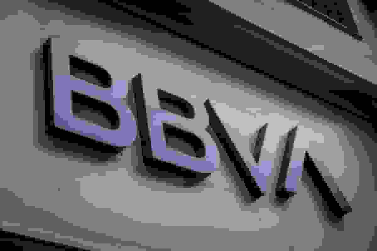 بانک اسپانیایی بی‌بی‌وی‌ای مشاور برای بازبینی مشارکت بیمه‌ای در ترکیه استخدام کرد