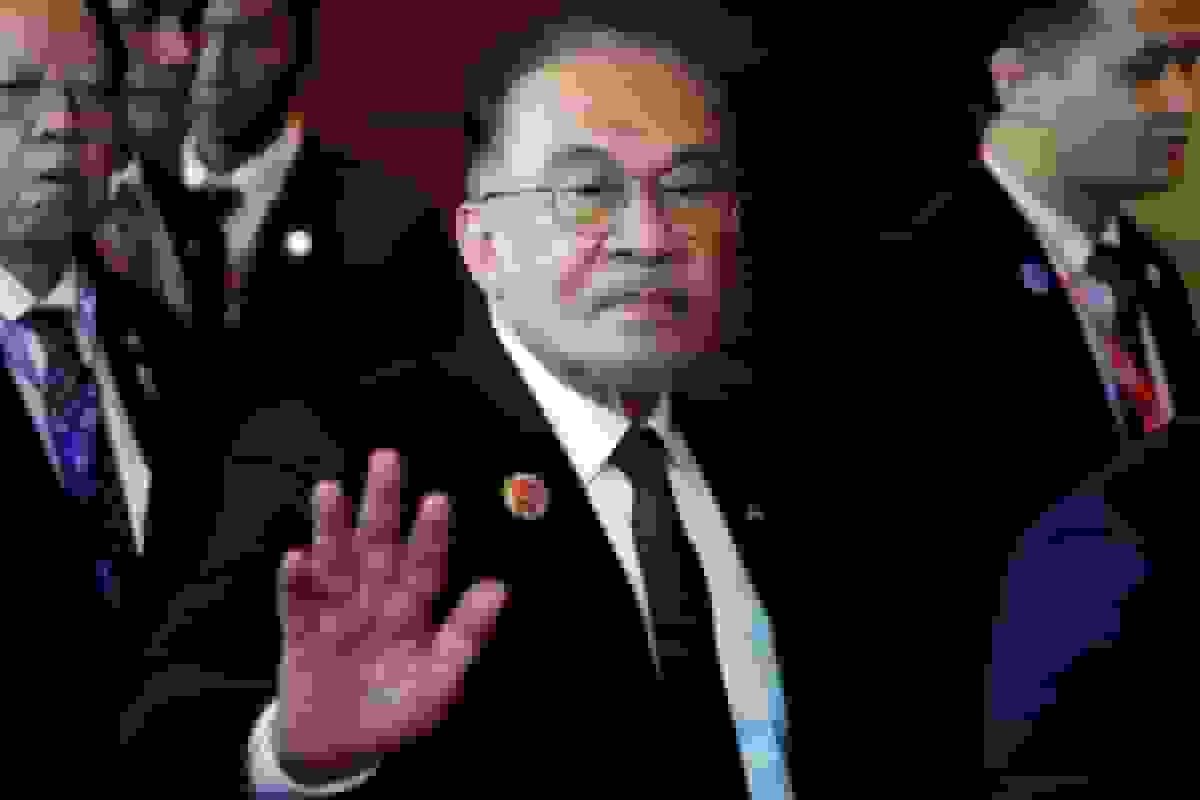 فشار بر انور ابراهیم برای تقسیم درآمد در انتخابات ایالتی صباح