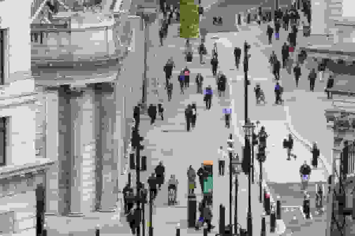 بانک انگلستان برنامه کاهش نیروی انسانی به دلیل فشارهای بودجه‌ای