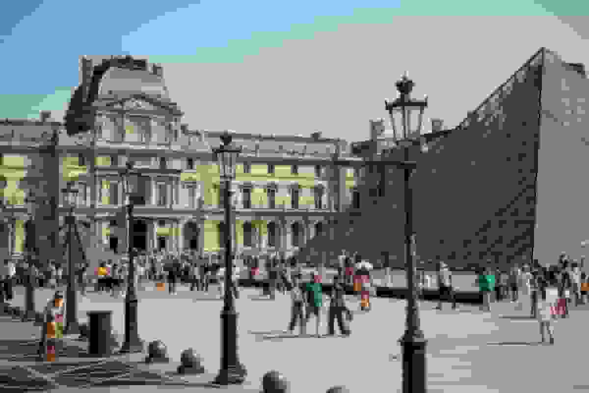 سرقت از موزه لوور: بخشی از الگوی جنایی غارت گنجینهها