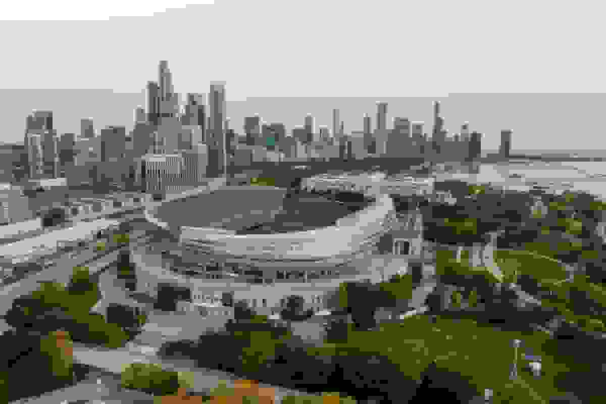 خرید پلی استیشن ۵ پرو: راهنمای کامل و بررسی ویژگی‌های جدید