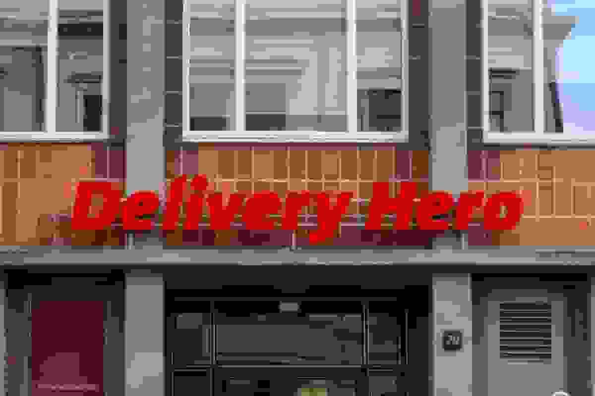 دلیوری هیرو گزینه‌های خود را پس از فشار سهام‌داران بررسی می‌کند